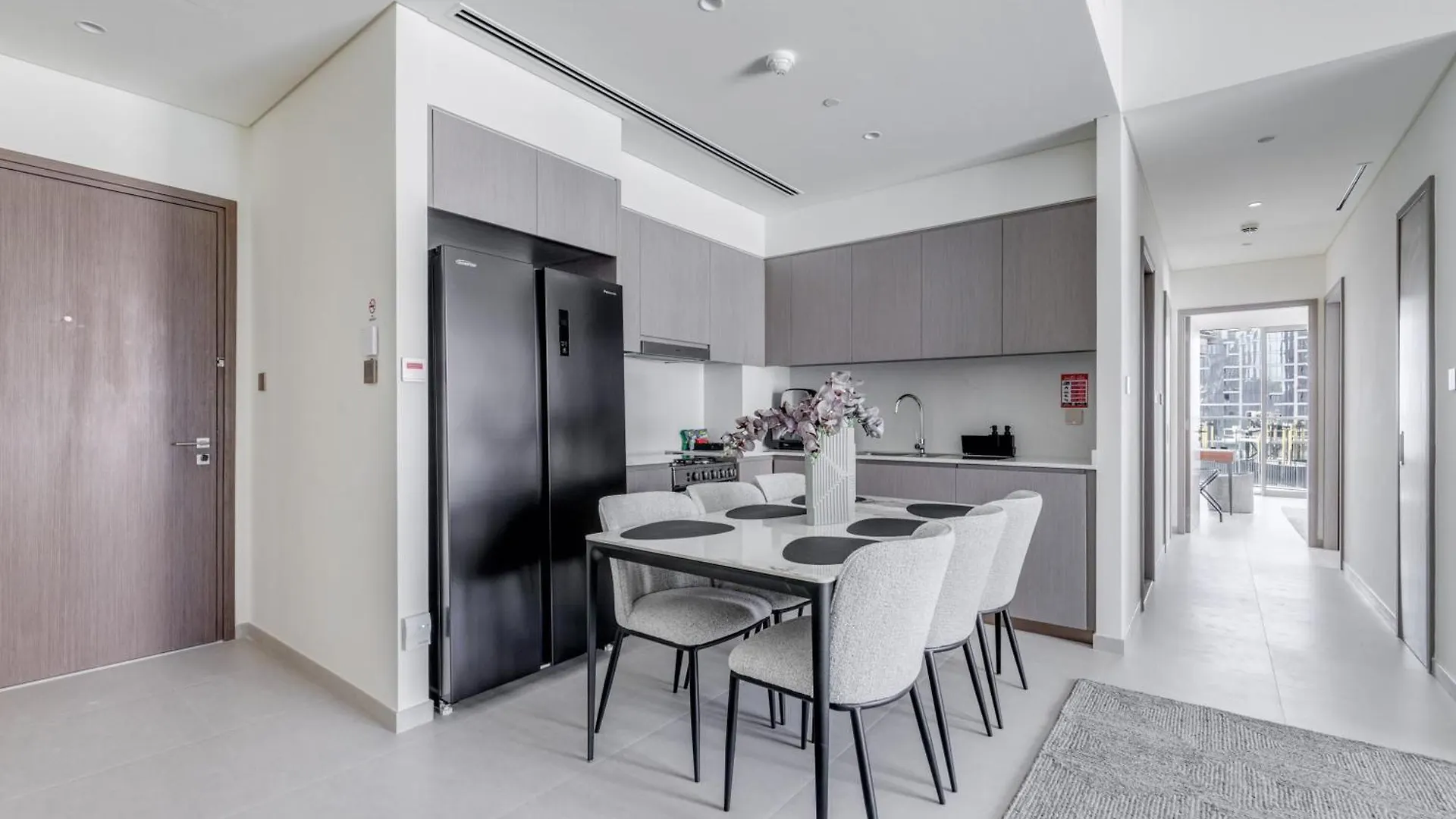 Grande Signature Residence - 2Br Modern Luxury Dubai United Arab Emirates