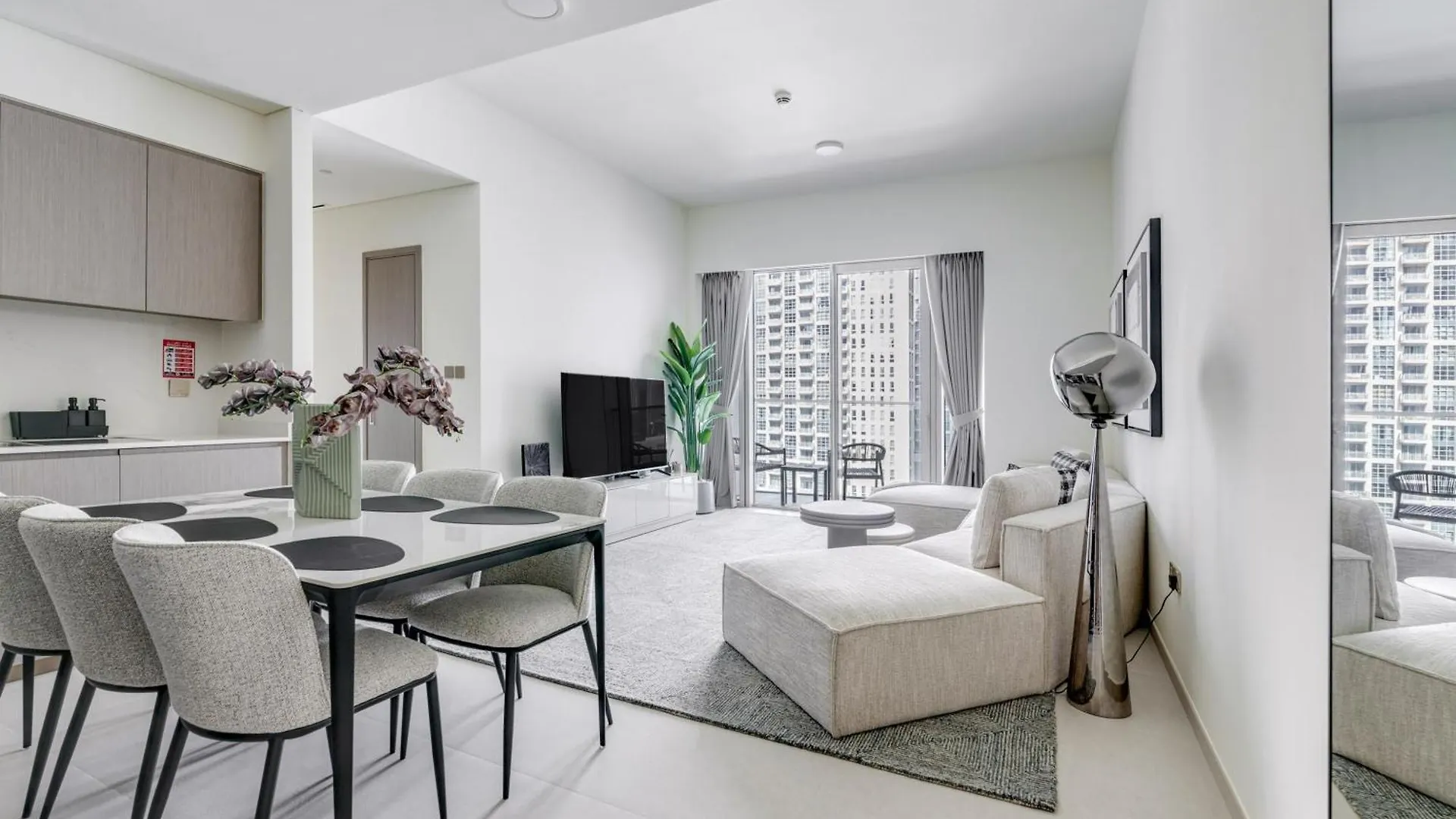 Grande Signature Residence - 2Br Modern Luxury Dubai 0*,